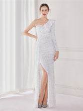 langes, schlankes Traum-Abendkleid